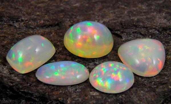 Opal Stones • Black Opals • Fire Opals