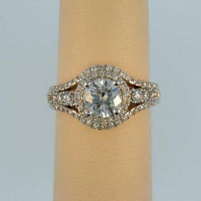 CroppedImage400400 diamond double halo ring