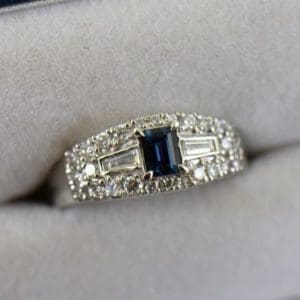 CroppedImage400400 emcutalexring