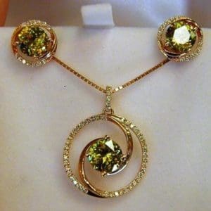 CroppedImage400400 sphene set