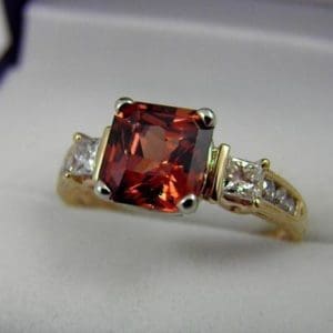 CroppedImage400400 square malaya garnet