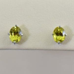 CroppedImage400400 tanzchrysoberylstuds