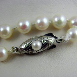 Vintage Mikimoto Pearl Bracelet 1