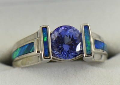 A custom men's wedding band professionally created near Tacoma, WA
