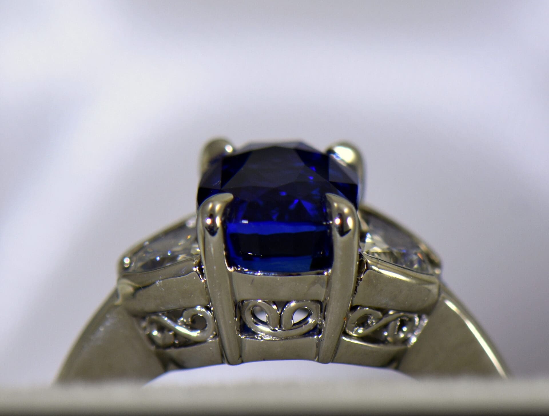 Custom Royal Blue Sapphire & Diamond Engagement Ring in ...