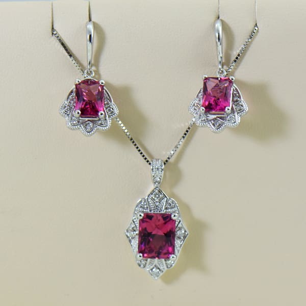 Pink tourmaline shop jewelry set
