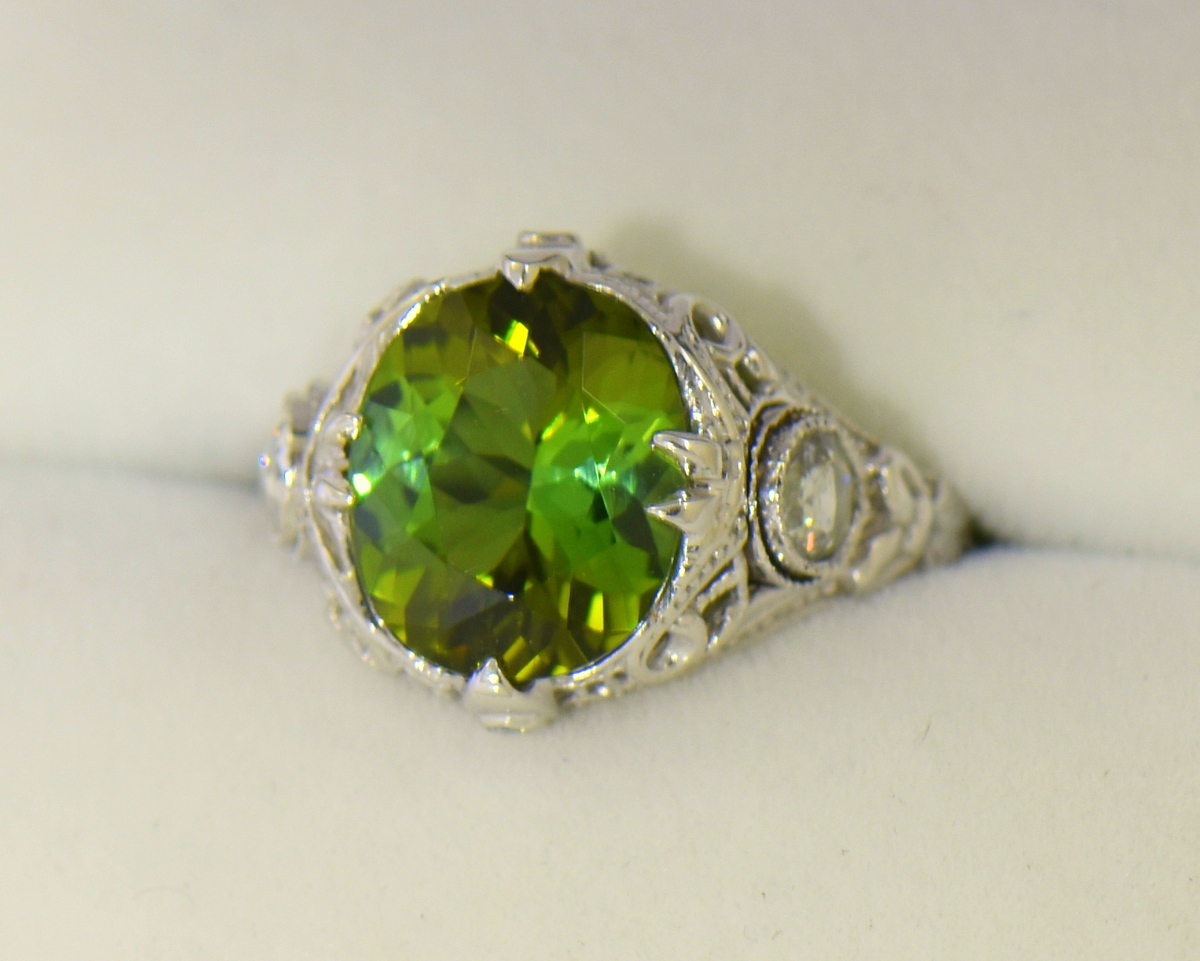 ROUND CUT TOURMALINE RING VINTAGE STYLE 14k WHITE GOLD NATURAL GREEN  SOLITAIRE