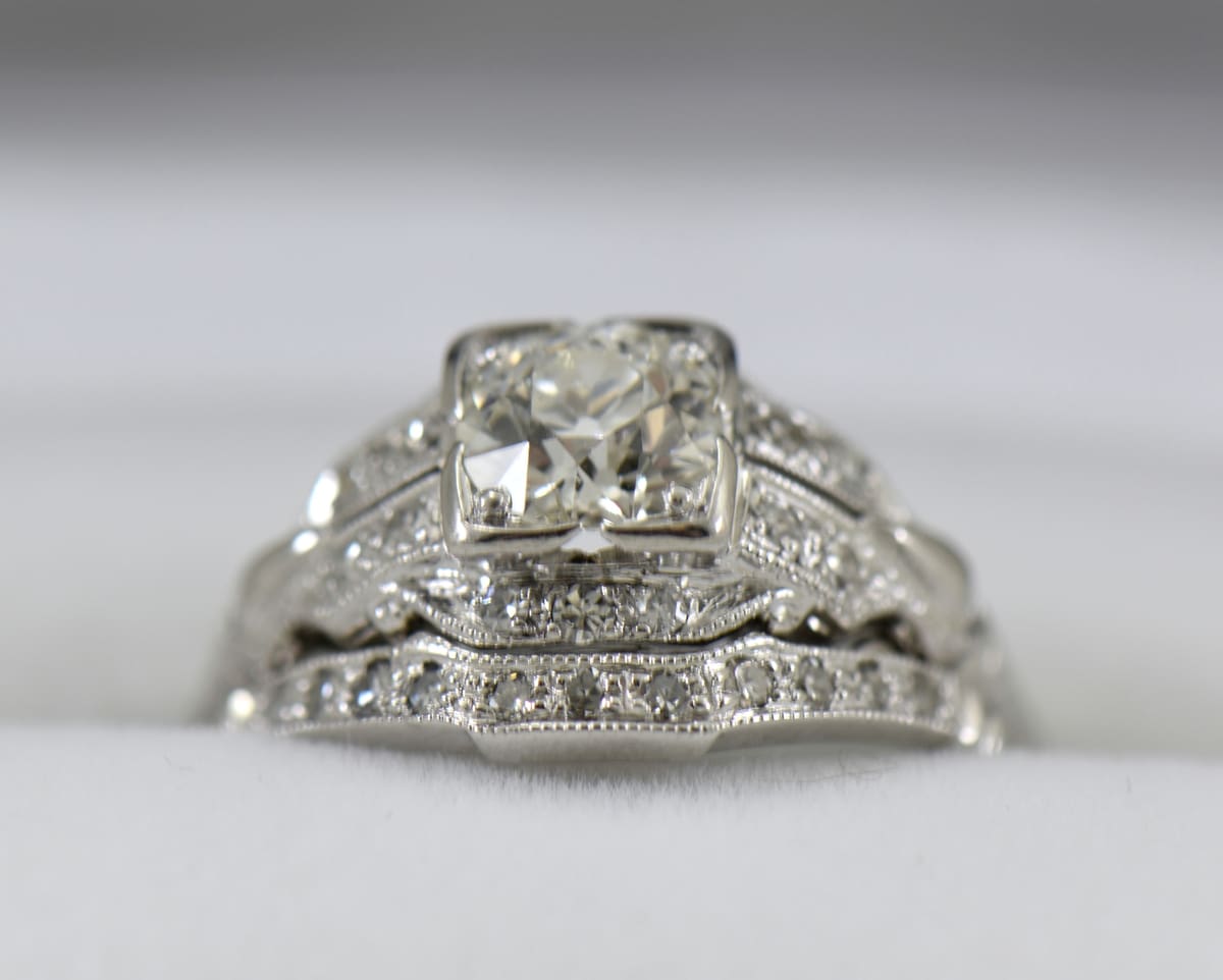 Shadow sales band ring