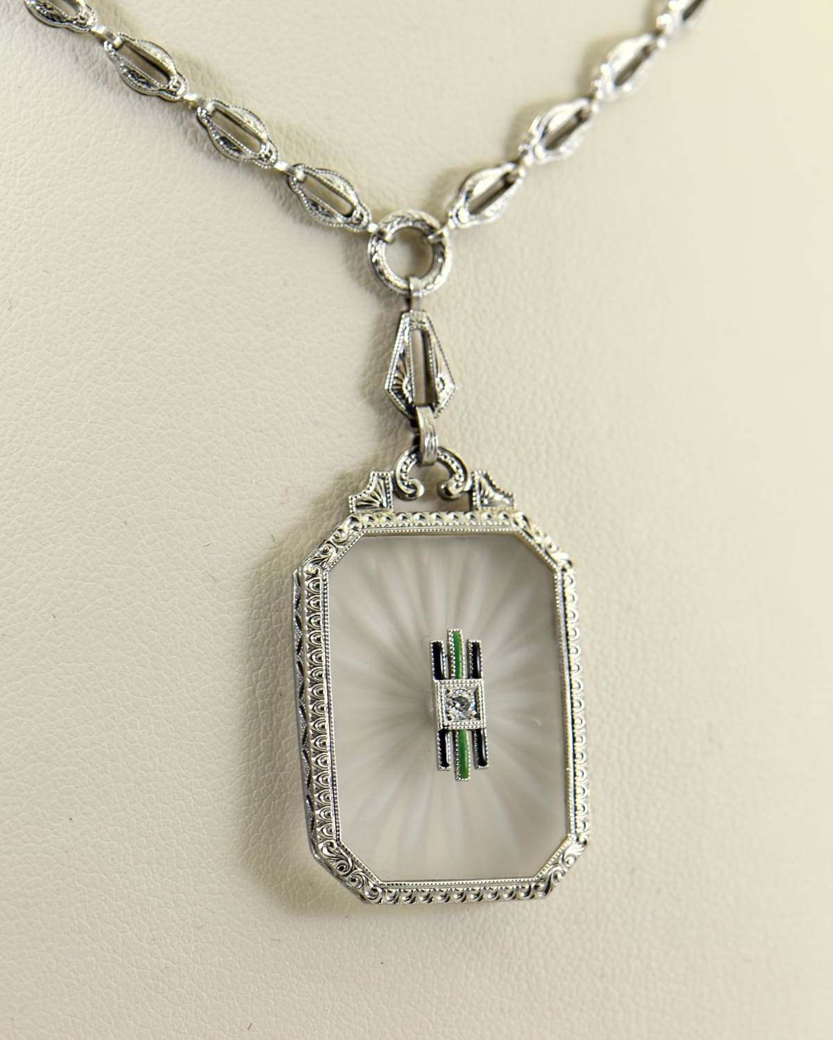 Deco necklace top