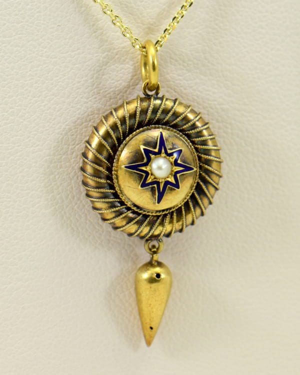 Victorian Locket 15k yellow gold with enamel star and pearl circa 1860.JPG