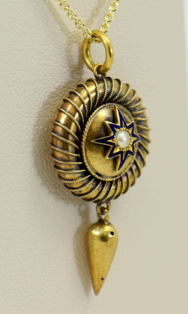Victorian Locket 15k yellow gold with enamel star and pearl circa 1860 2.JPG