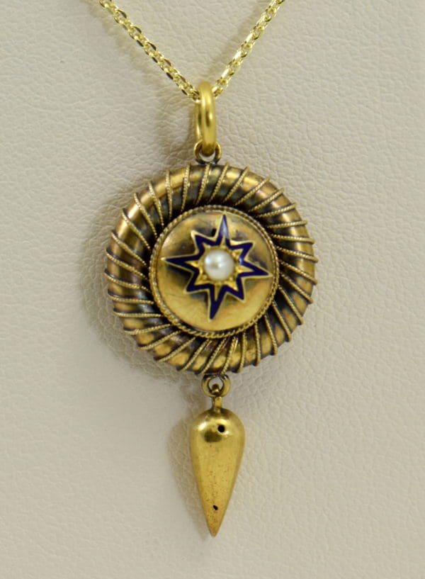 Victorian Locket 15k yellow gold with enamel star and pearl circa 1860 5.JPG