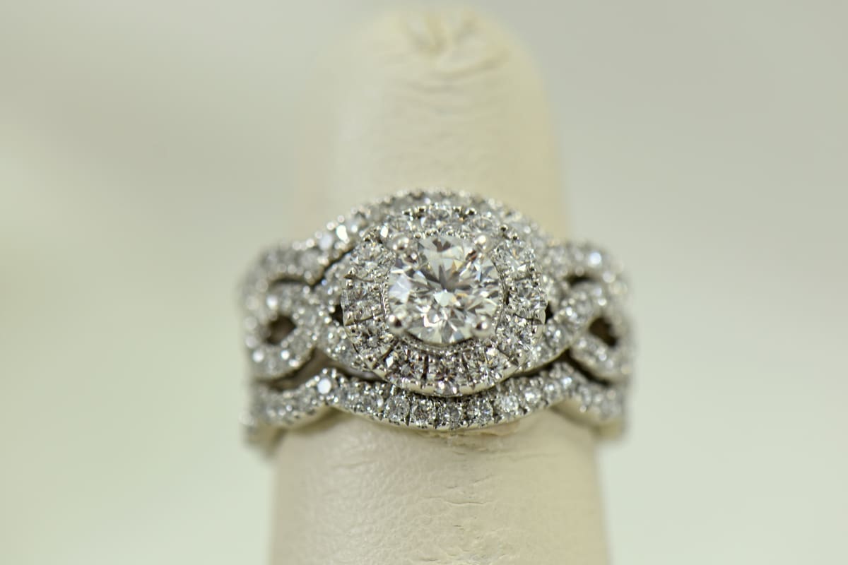 Neil lane shop wedding set
