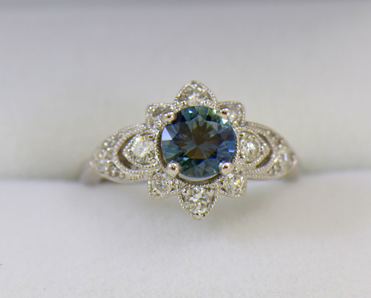 Liberty 9ct Gold Handmade Ianthe Star Blue Sapphire Ring | Liberty