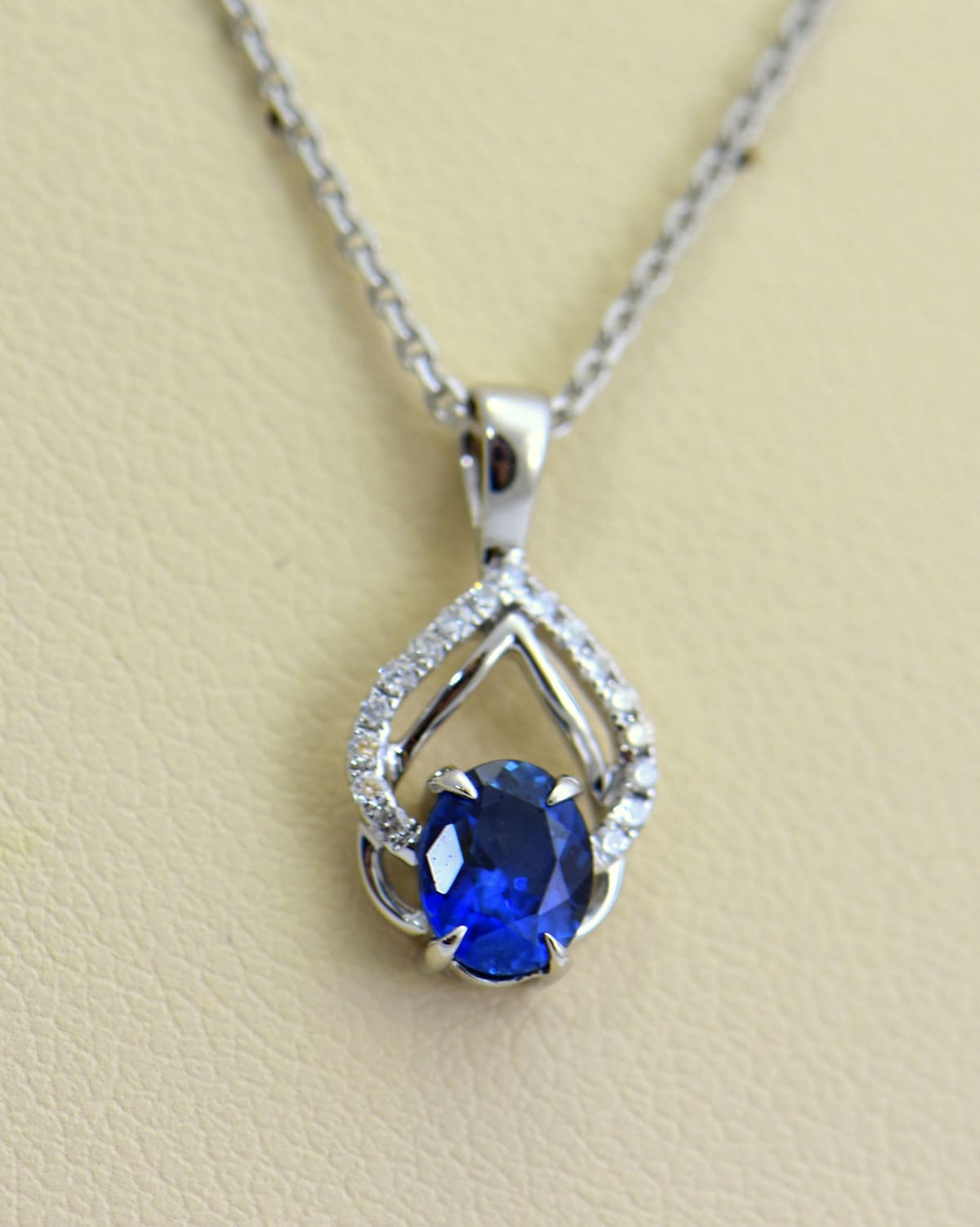 Dainty Sapphire and Diamonds Necklace