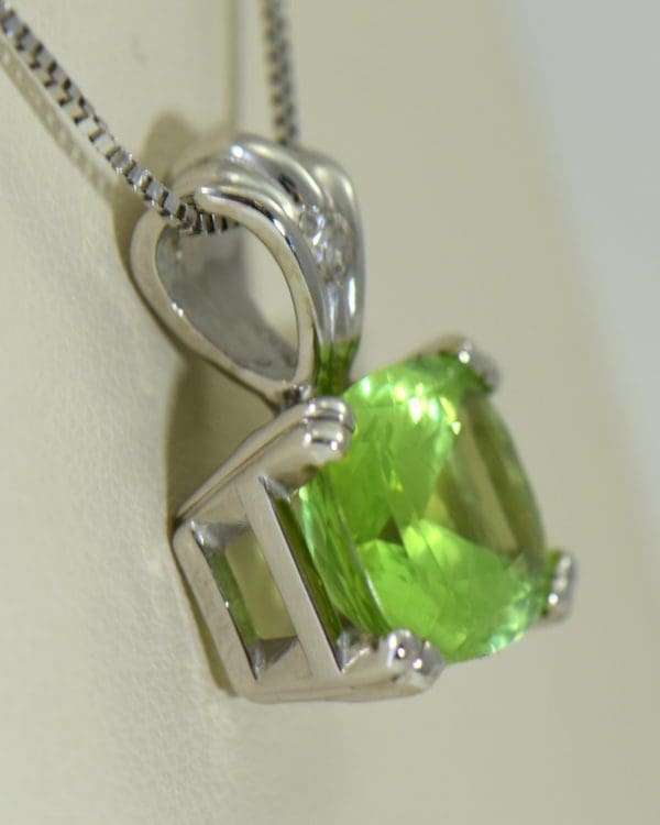 Pakistani Cushion Cut Mint Peridot Diamond pendant white gold 3.JPG
