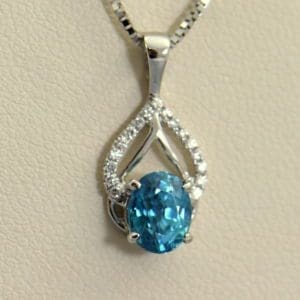 deep blue zircon pendant in white gold 2.JPG