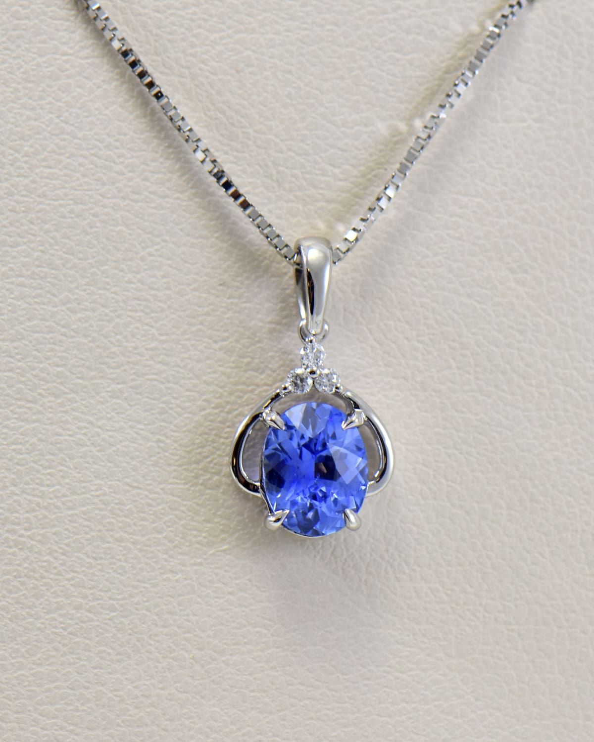 1.82 ctw Cushion Ceylon Sapphire and Diamond Pendant in 14K White Gold with 16 inch 14K White Gold Chain