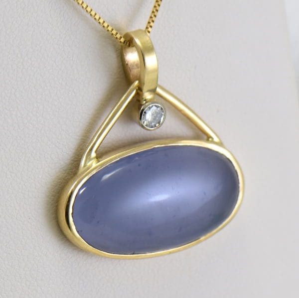 custom vintage ellensburg blue agate pendant 3.JPG