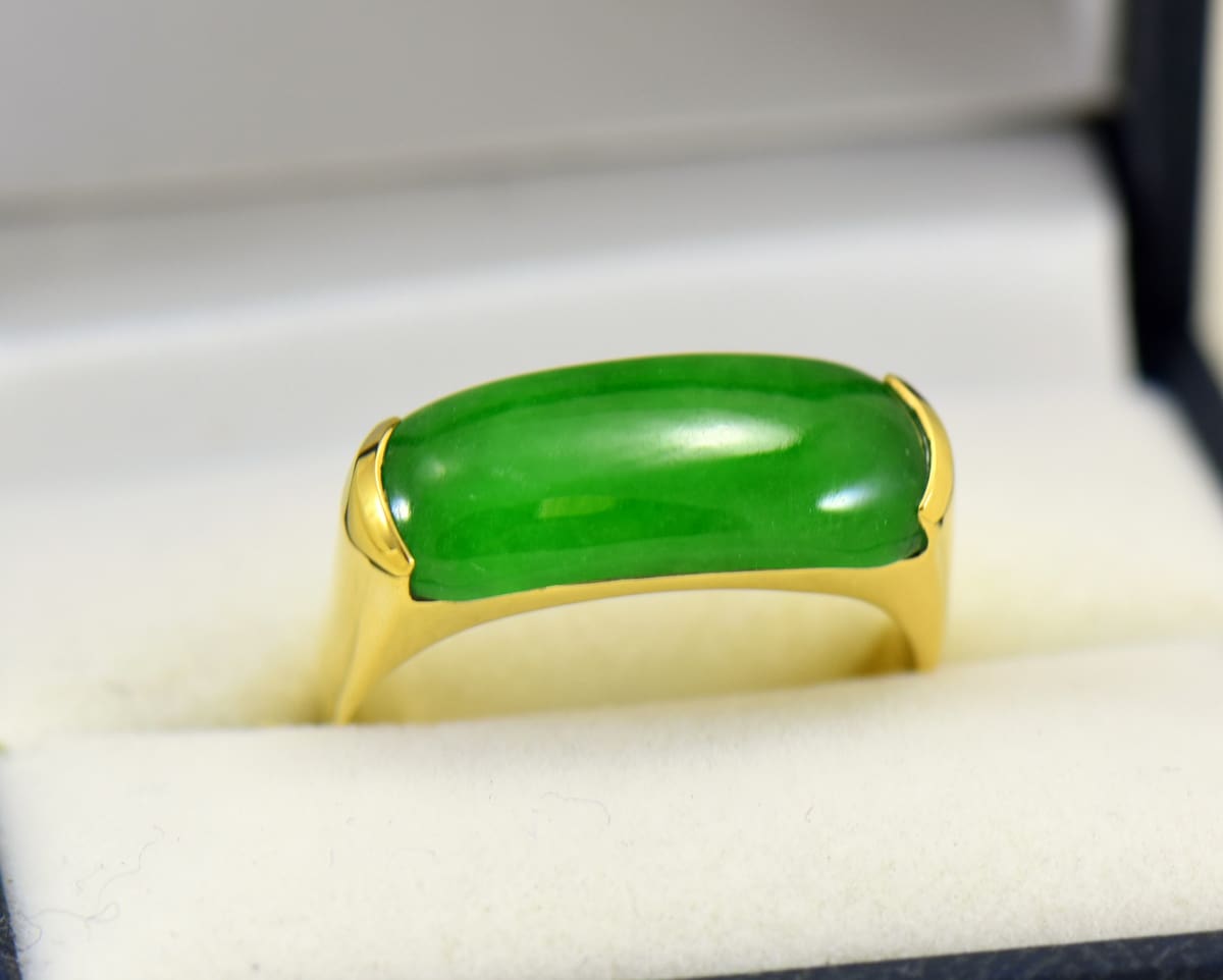 Jade outlet saddle ring
