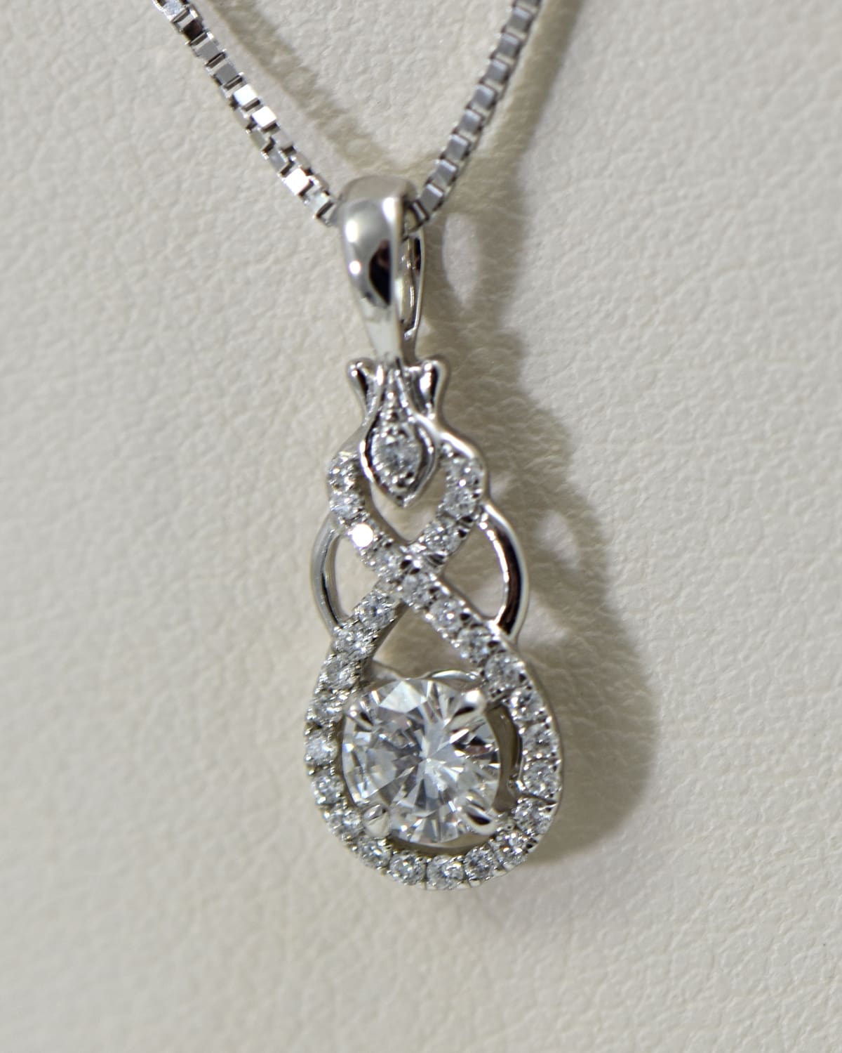 Kay jewelers shop custom pendants