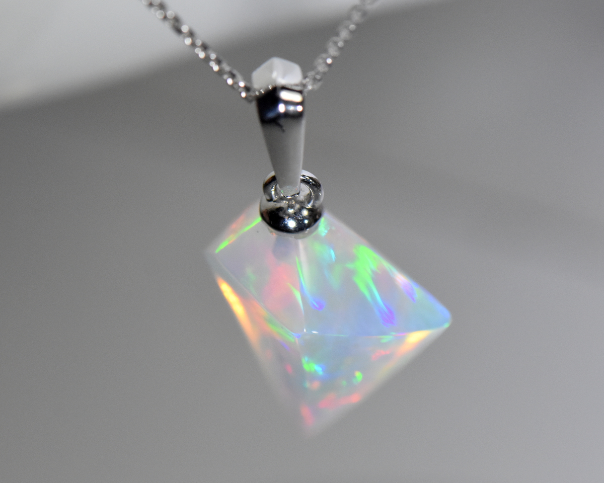 Kaira' Crystal Opal Necklace G/P Silver - Black Star Opal