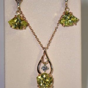 rose gold pendant and earring set with fancy cut chrysoberyls 3.JPG