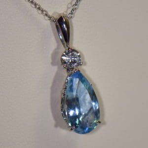 santa maria aquamarine pear drop pendant with diamond accent in white gold 4.JPG