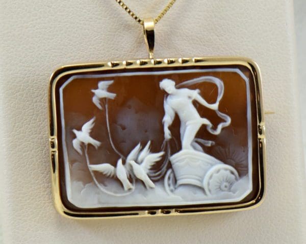 victorian cameo yellow gold depicting venus in dove drawn chariot 4.JPG