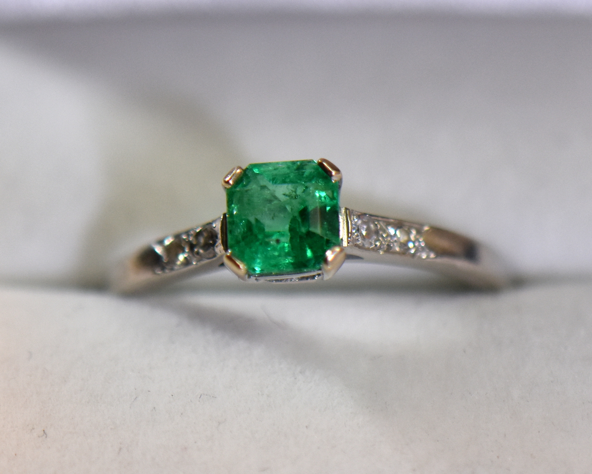 Large Oval Emerald Ring Set Rose Gold Vintage Halo Diamond Ring Stack | La  More Design