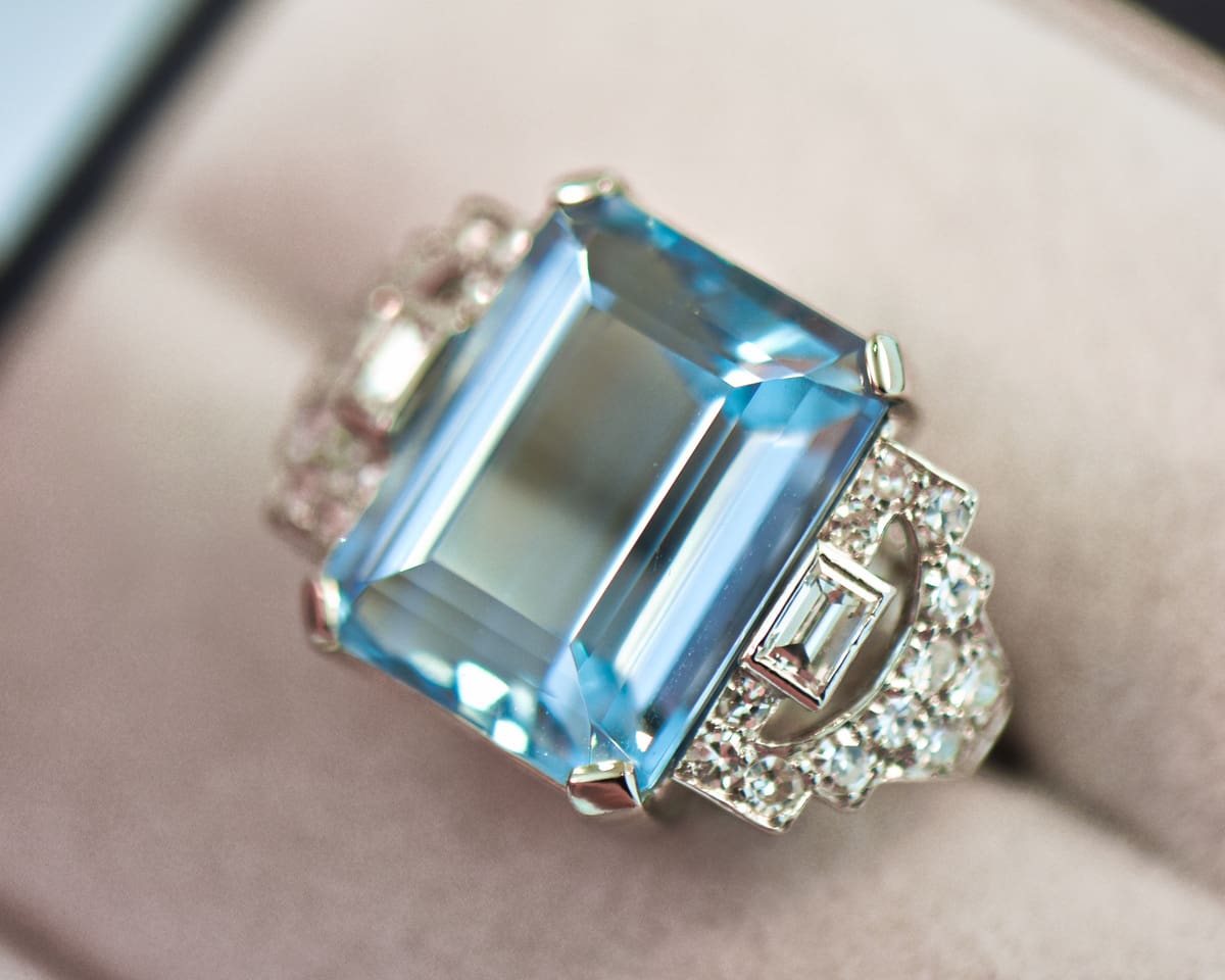 Meghan Markle Princess Diana 20ctw Emerald Cut Aquamarine, 40% OFF