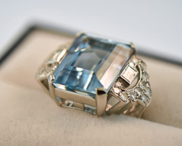 10ct emerald cut aquamarine platinum cocktail ring 5