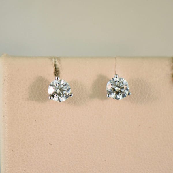 14kw 1ctw round diamond stud earrings mid size vs 5