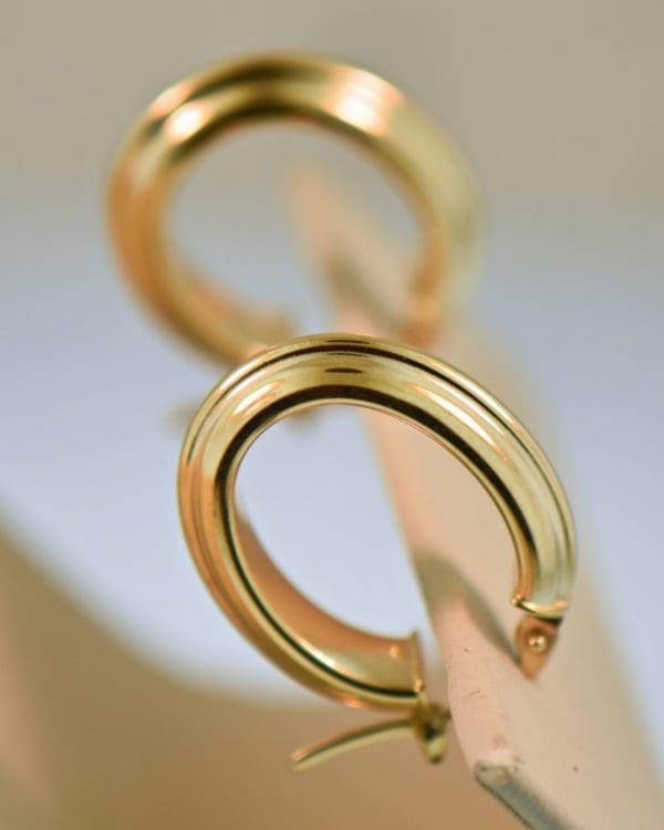 classic ribbed gold hoop earrings 14k 2