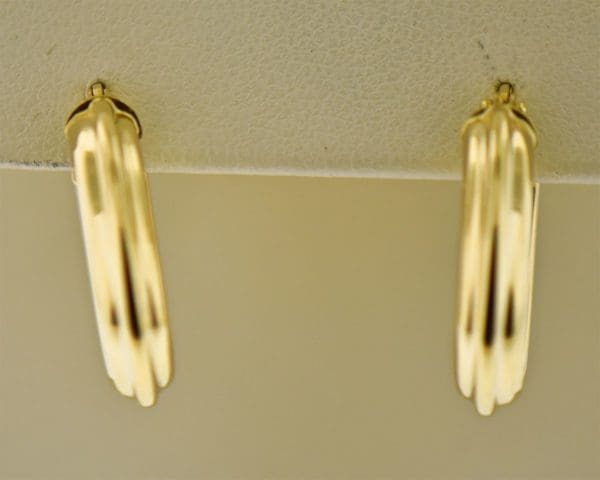 classic ribbed gold hoop earrings 14k 3