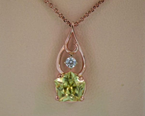pentagonal chrysoberyl pendant and earrings rose gold