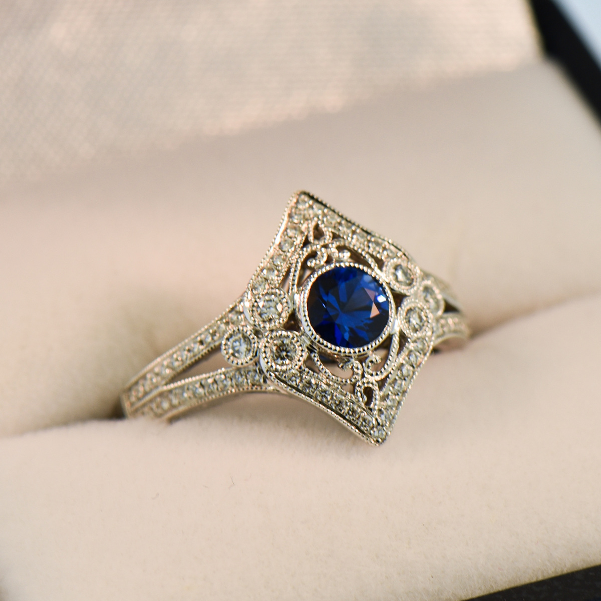 Designer Sapphire Rings