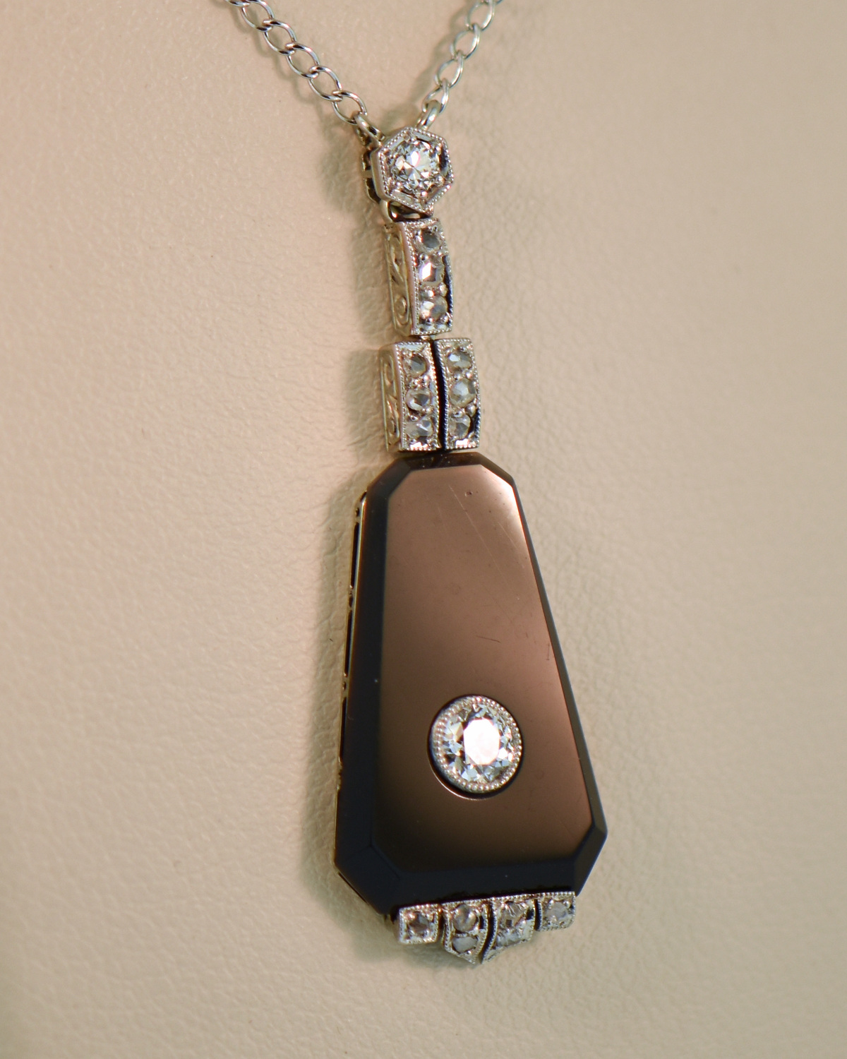 Lafonn Art Deco Inspired Pendant Necklace P0229CLP20 | Beckman Jewelers Inc  | Ottawa, OH