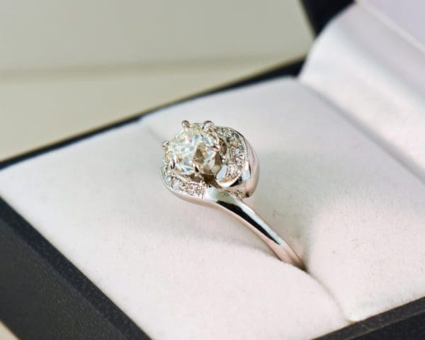 vintage 1ct old mine cut diamond engagement ring 2