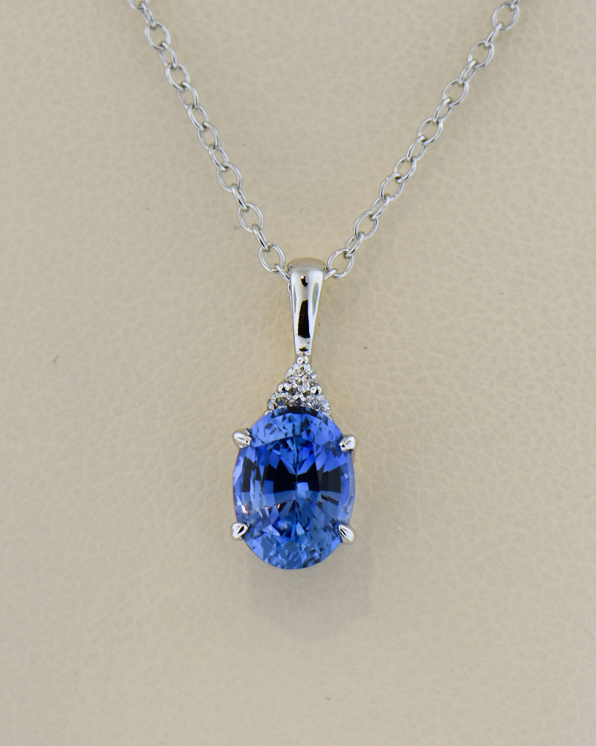 Dainty White Gold Pendant with Ceylon Blue Sapphire & Diamonds