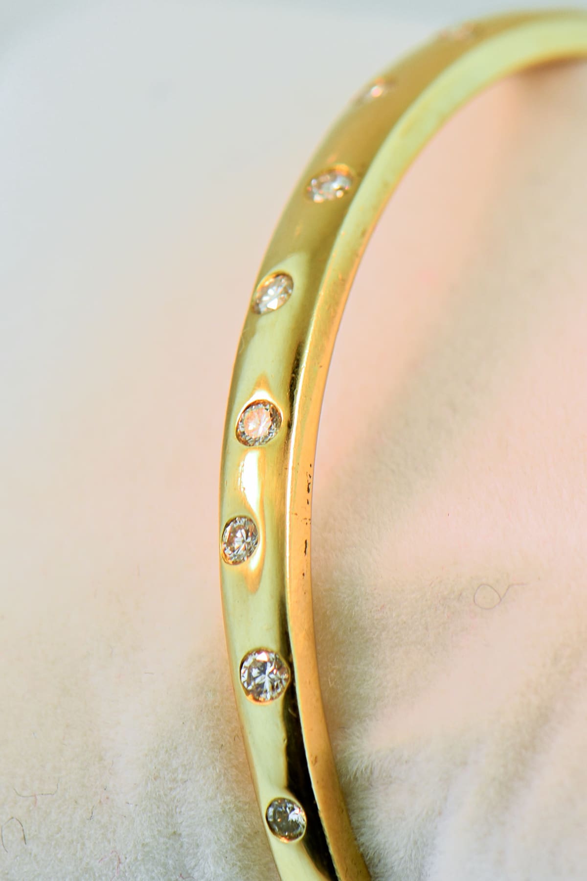 Hinged Gold Bangle Bracelet with Flush Set Diamonds Exquisite Jewelry