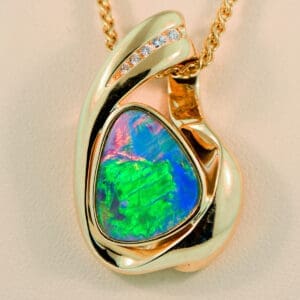 amazing large australian opal doublet gold pendant