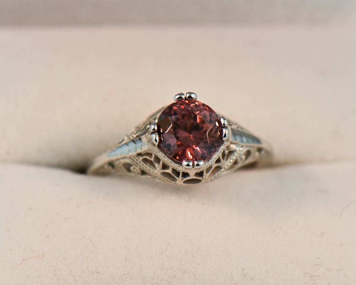 Rose zircon ring deals