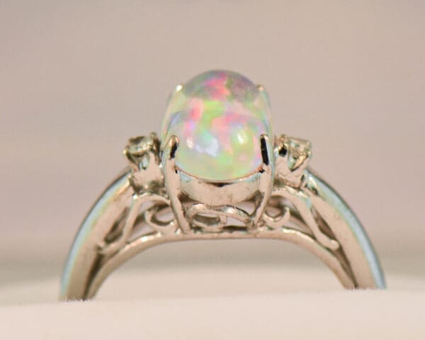 mexican contra luz jelly opal ring with diamonds in white gold 3