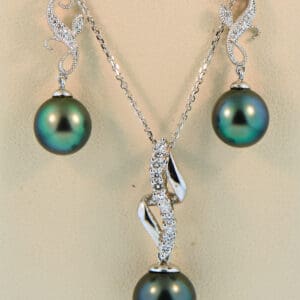 tahitian pearl and diamond pendant and earring set