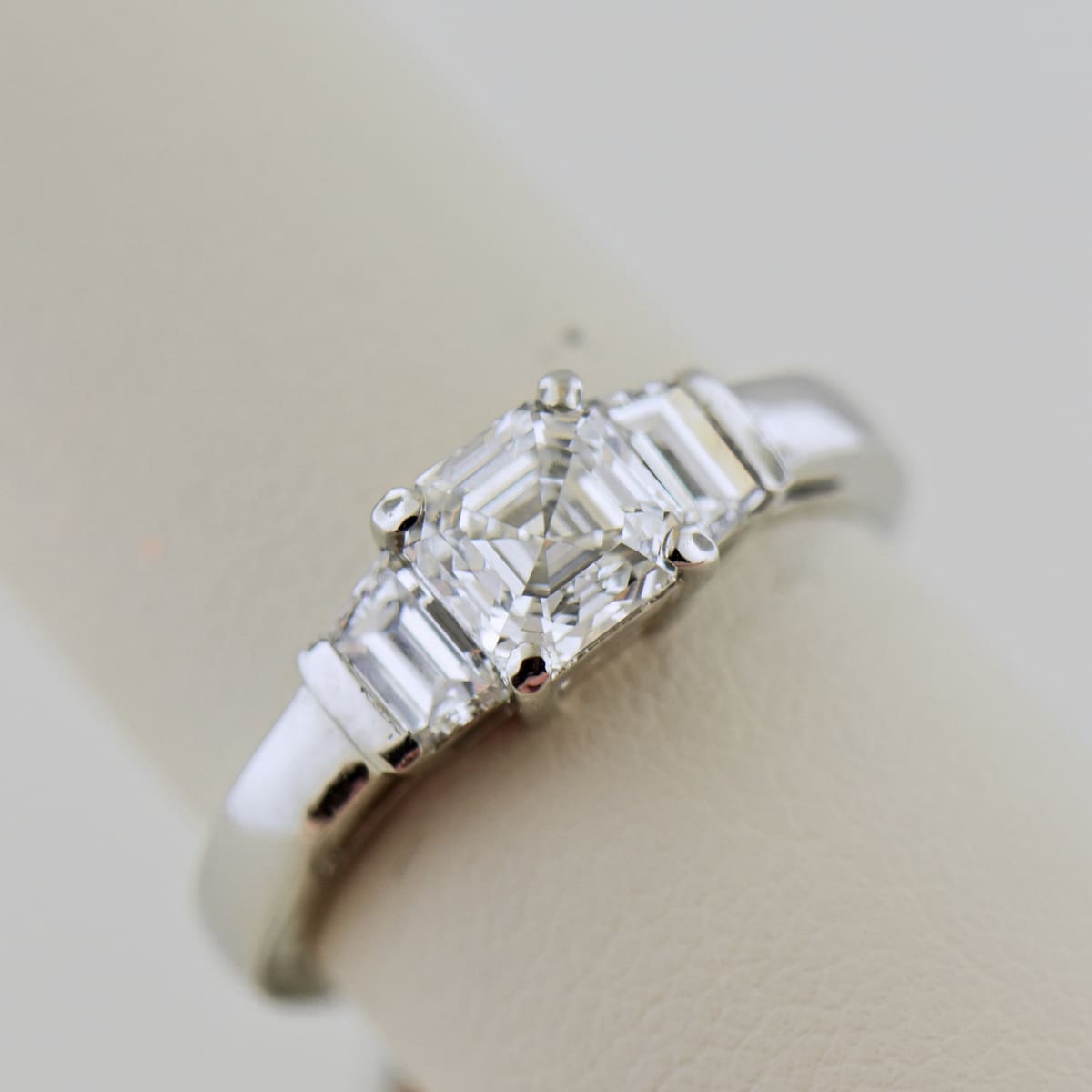 Deco-Style Platinum Wedding Set with Asscher Cut Diamond - thumbnail 4