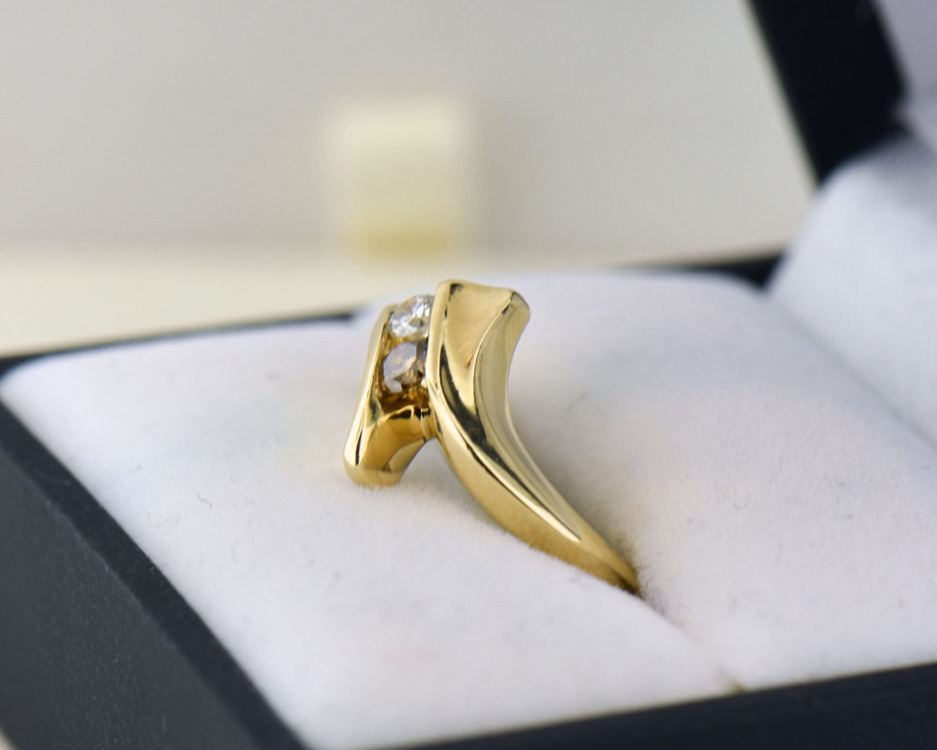Freeform Gold Ring with Champagne & White Diamond - thumbnail 2